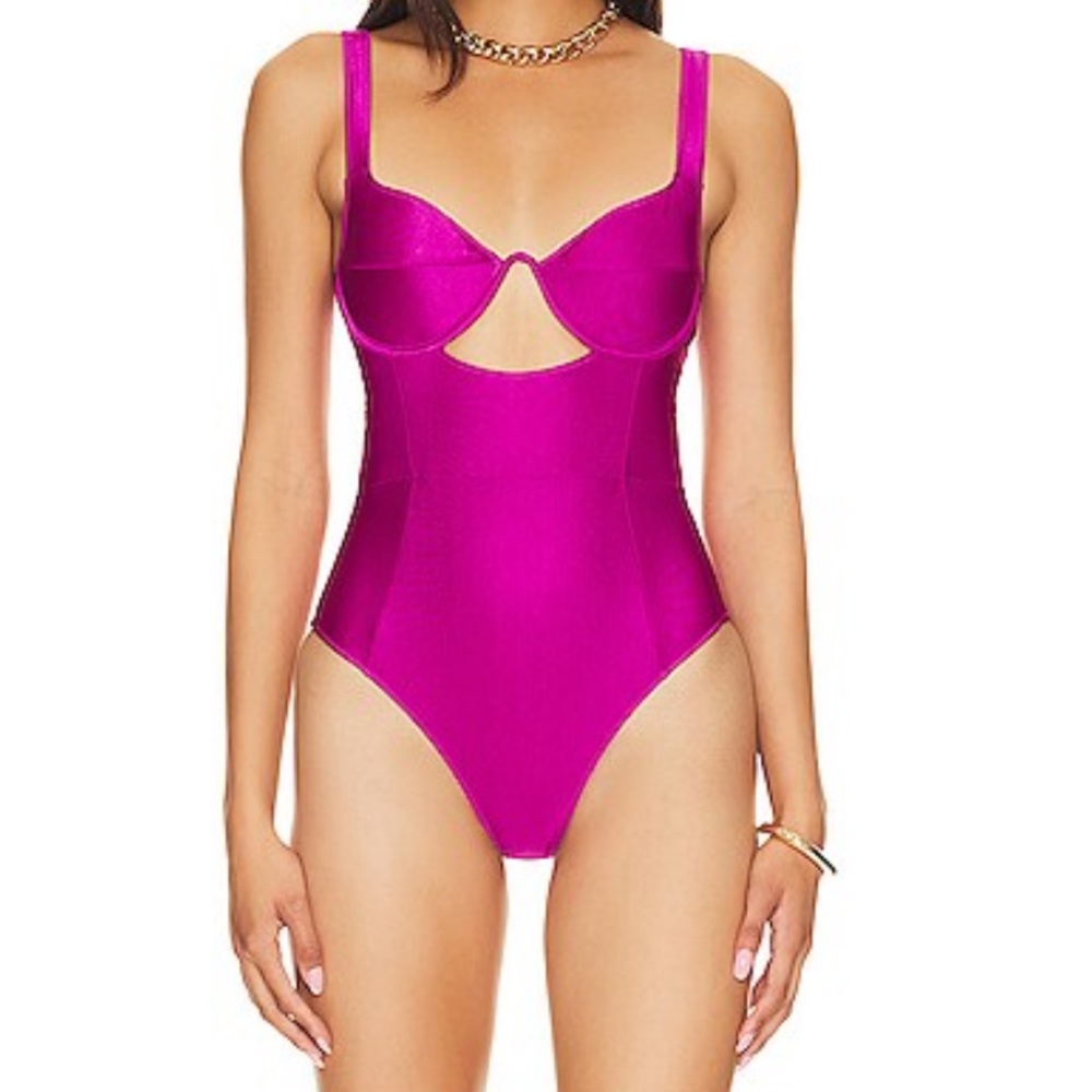 Rhea One Piece in Magenta
Tularosa XS